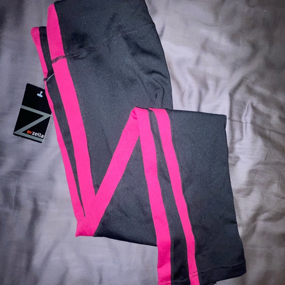 Zella work out set jacket and long pants. Brand new never worn.